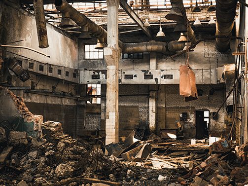 store-warehouse-gutout warehouse being gutted